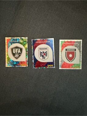 Panini FIFA World Cup 2026 Panama Team Badge Sticker - Silver Holographic